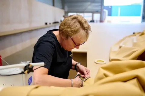 Detaliu material și producție cort stretch